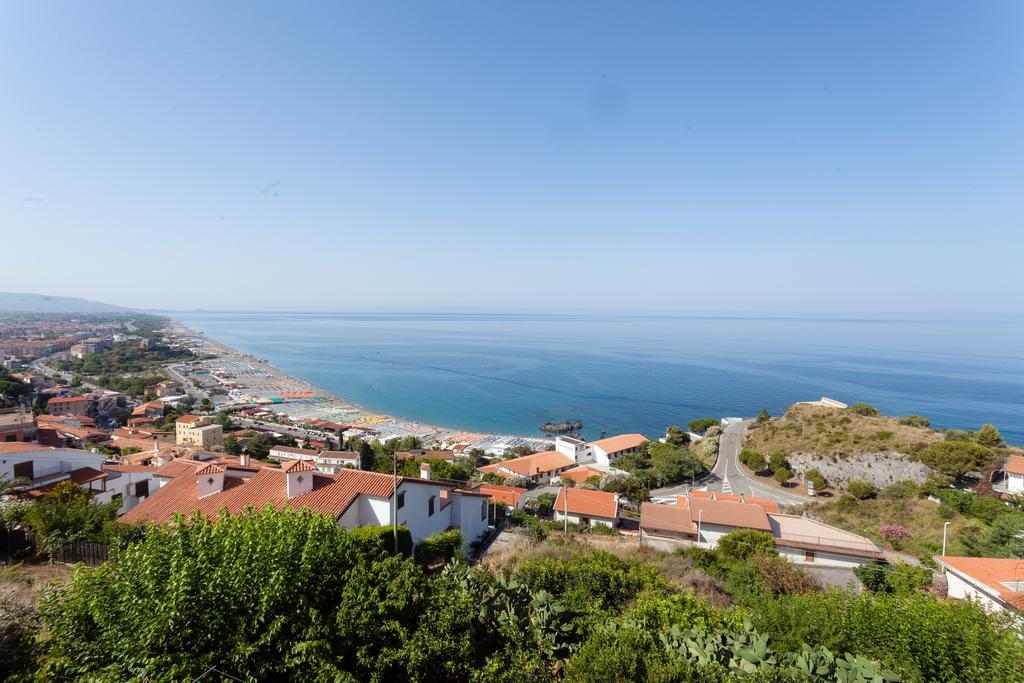 Bed & Breakfast La Del Faro Scalea